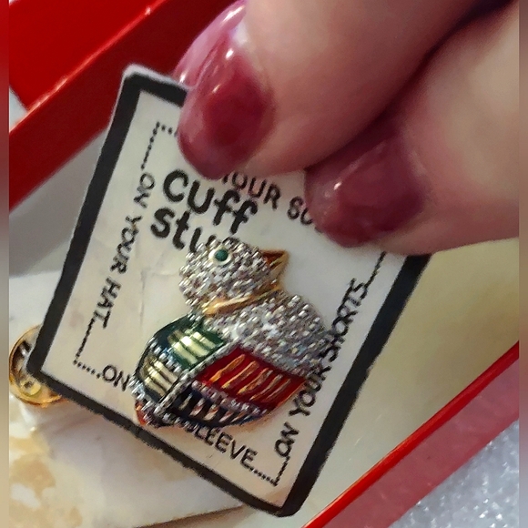 "Cuff Stuff" Duck Pins - Picture 7 of 15